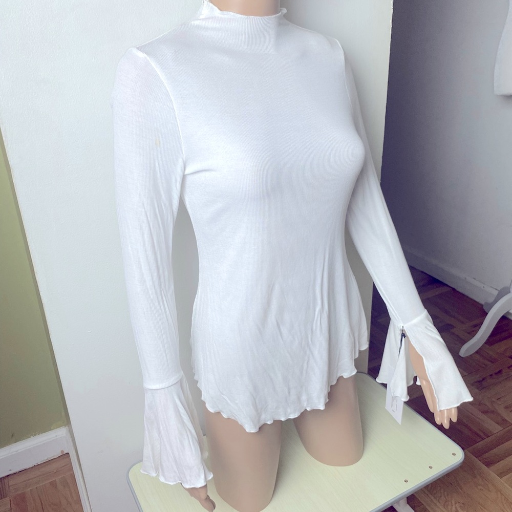 T.D.C. Contemporary blouse Size XS